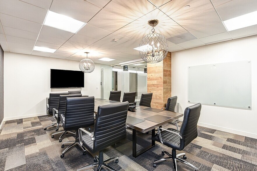 More Photos Of 2001 L St NW, Washington Coworking Space