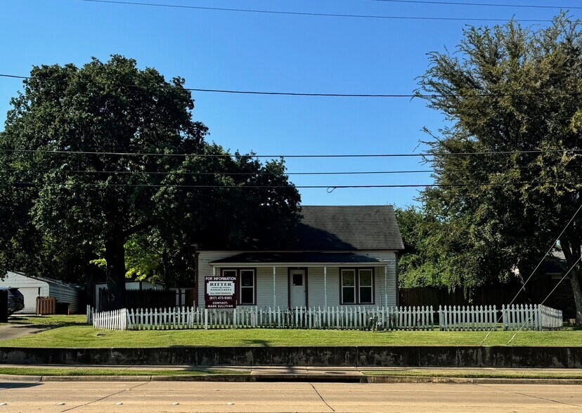 Primary Photo Of 306 E Broad St, Mansfield Office For Sale