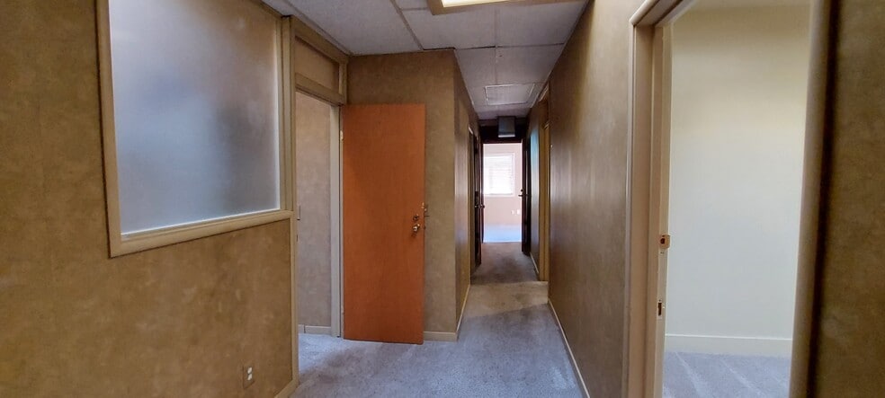 More Photos Of 310-312 1st St, Marysville Office Residential For Lease