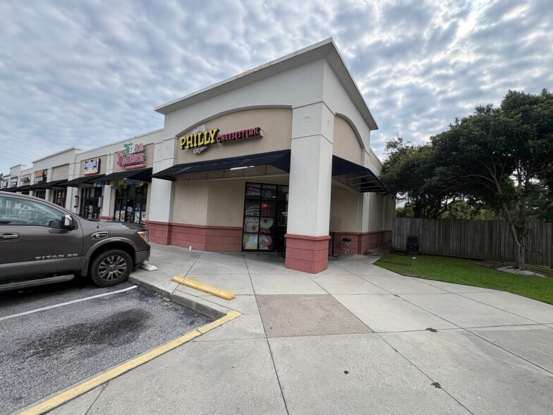 More Photos Of 134 St. James Ave, Goose Creek Freestanding For Lease