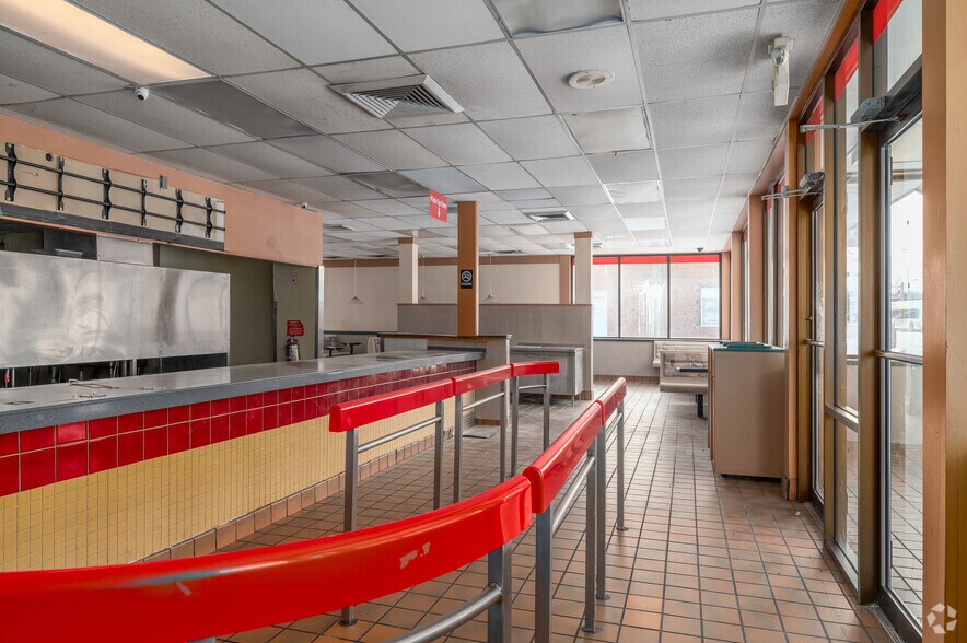 More Photos Of 4869 Turney Rd, Garfield Heights Fast Food For Sale