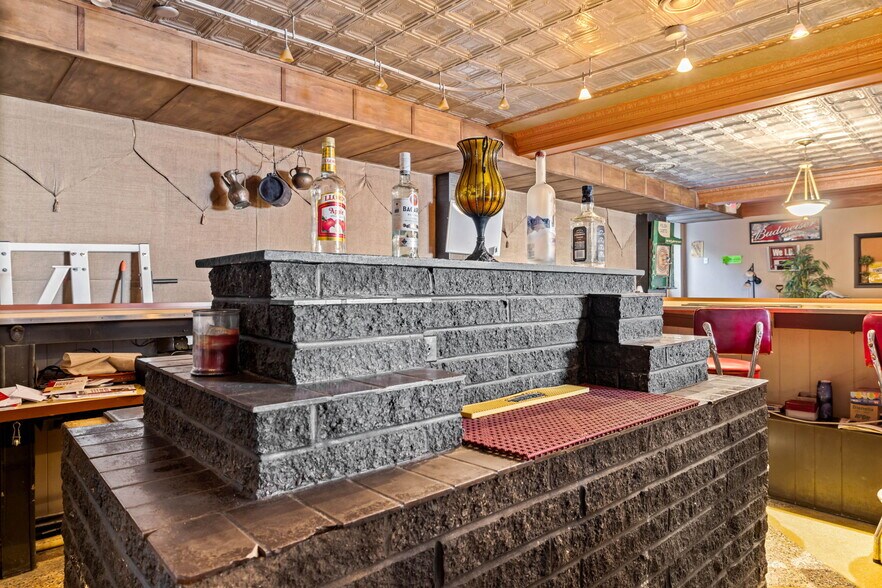 More Photos Of 1000 W State St, Coal Township Restaurant For Sale