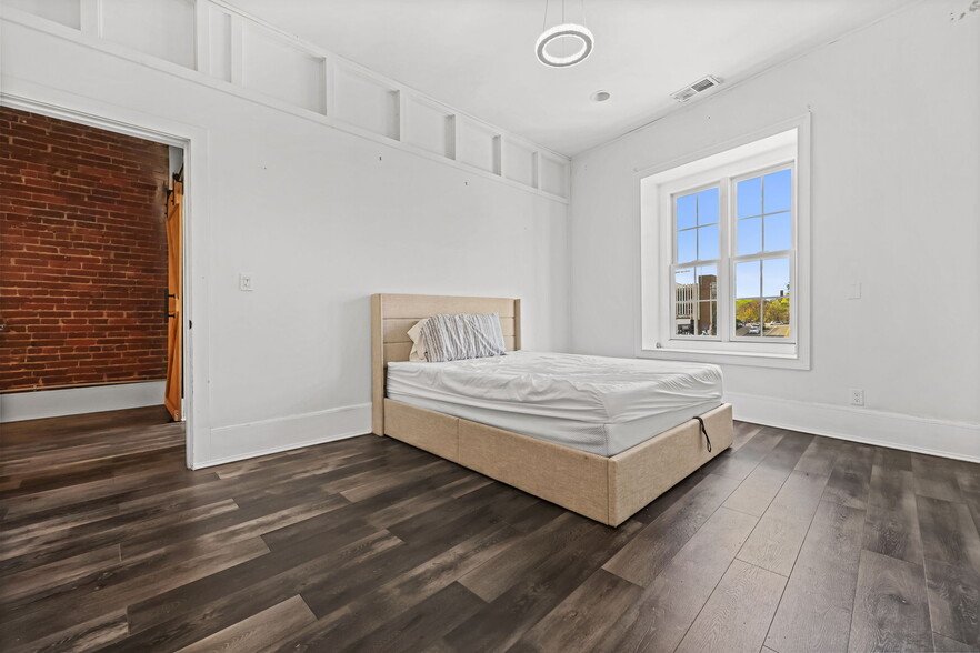 More Photos Of 49 Wall St, Norwalk Storefront Retail Office For Sale