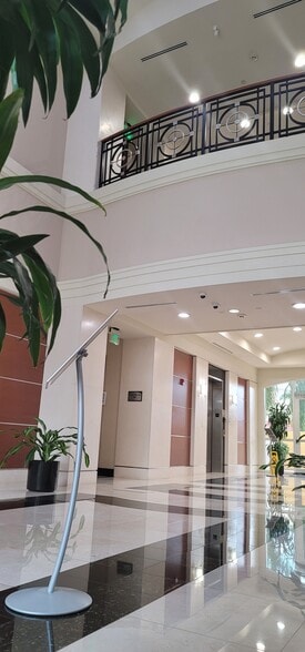 More Photos Of 14400 NW 77th Ct, Miami Lakes Office For Lease