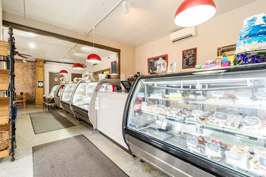 More Photos Of 100 W German St, Shepherdstown Storefront Retail Residential For Sale