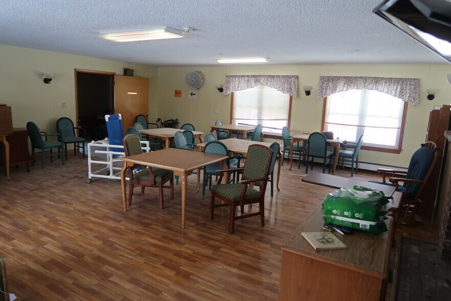 More Photos Of 457 Old Lewiston Rd, Winthrop Assisted Living For Sale