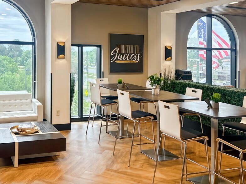 More Photos Of 1301 Industrial Dr, Crestview Coworking Space