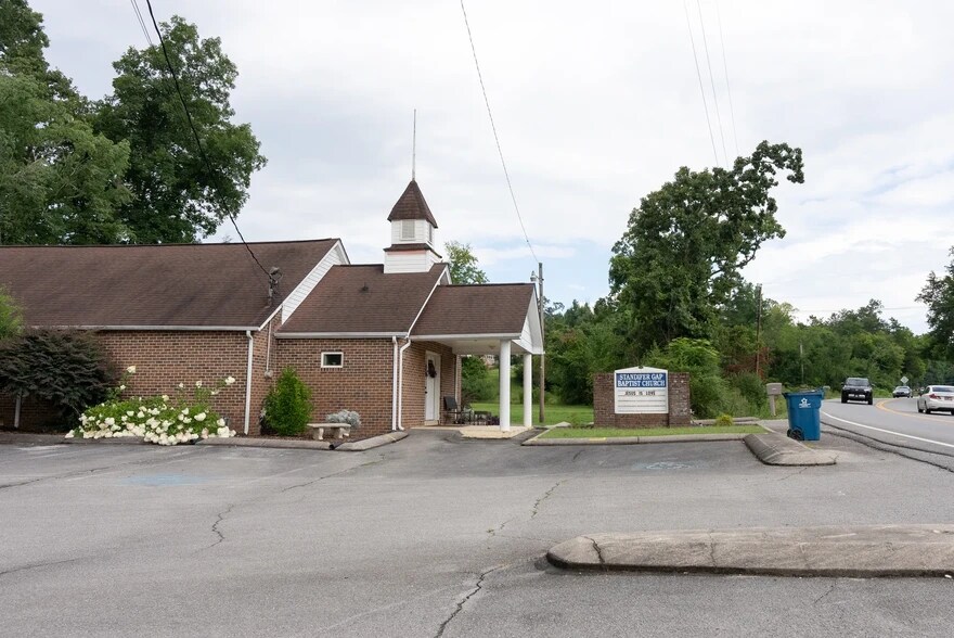 More Photos Of 8159 Standifer Gap Rd, Chattanooga Religious Facility For Sale