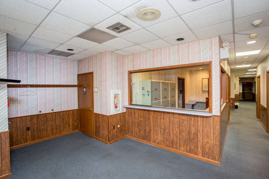 More Photos Of 329 Lincoln Hwy, Fairless Hills Warehouse For Sale