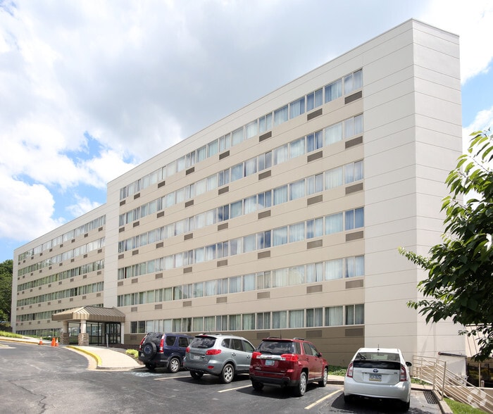 More Photos Of 6921 Baltimore Annapolis Blvd, Baltimore Hotel For Sale