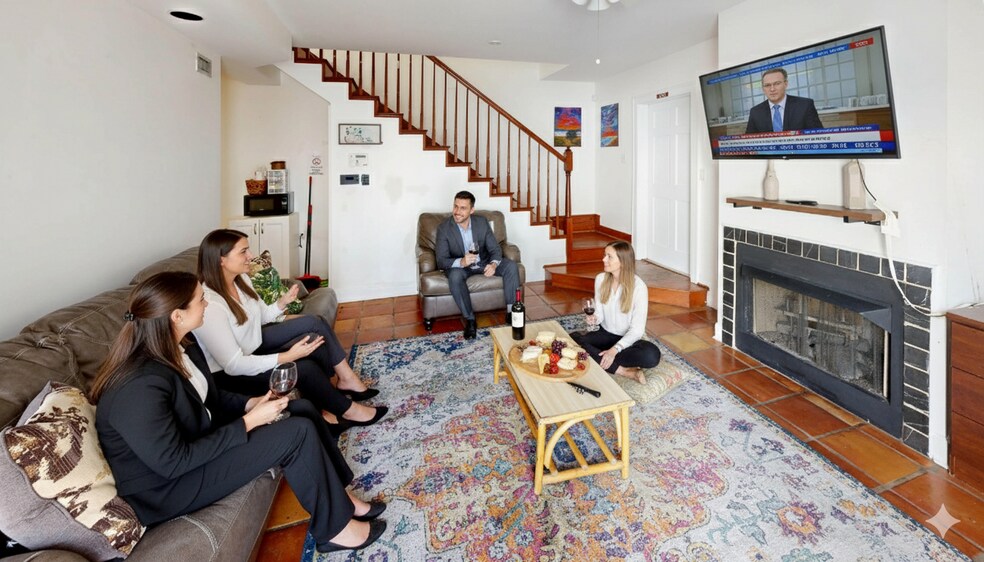 More Photos Of , Orlando Unknown For Sale