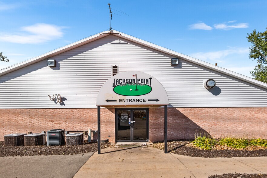 More Photos Of N8055 French Rd, Seymour Township Freestanding For Sale