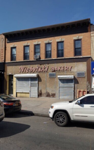Primary Photo Of 2364 Steinway St, Astoria Storefront Retail Residential For Lease