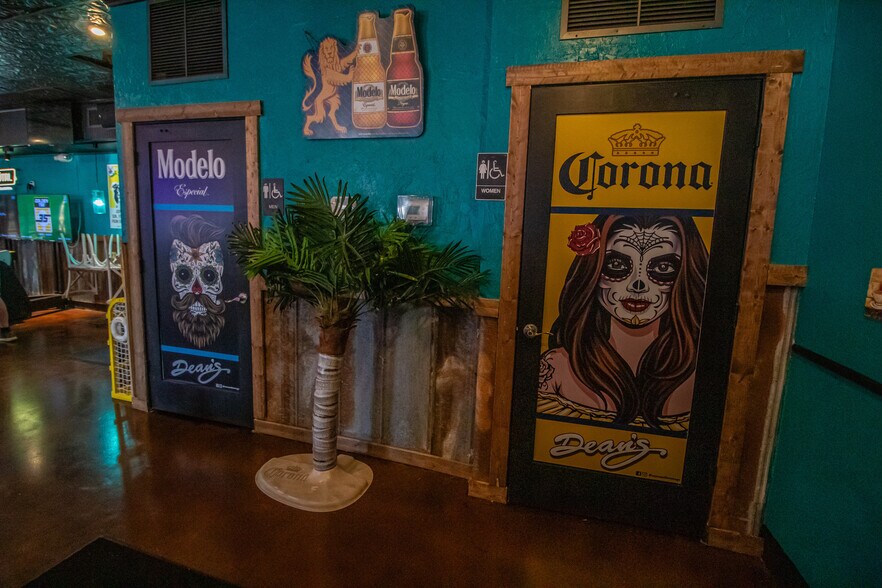 More Photos Of 130 Tamiami Trl, Punta Gorda Restaurant For Sale