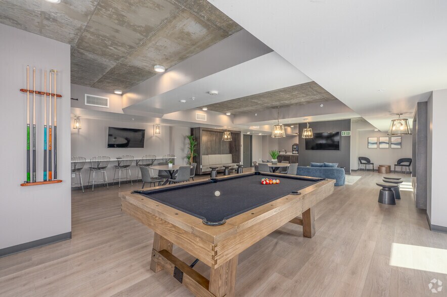 More Photos Of 215-219 S Water St, Henderson Apartments For Lease