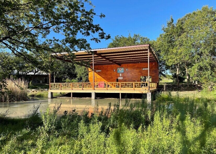 More Photos Of 100 Mockingbird Hl, Leander Theater Concert Hall For Sale