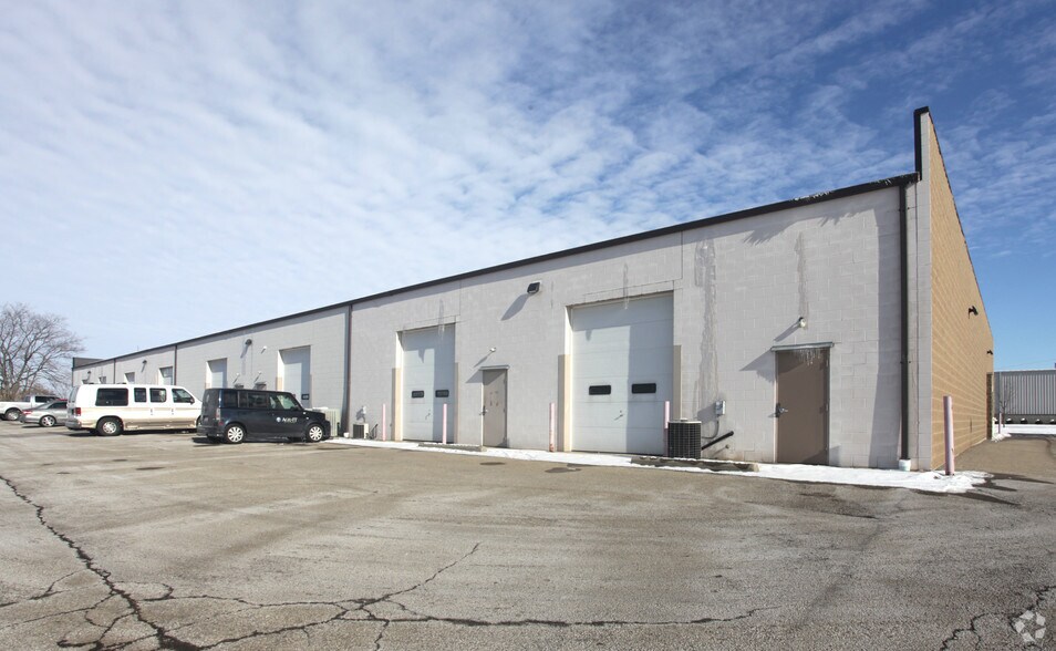 More Photos Of 66 Industry Ct, Troy Warehouse For Lease