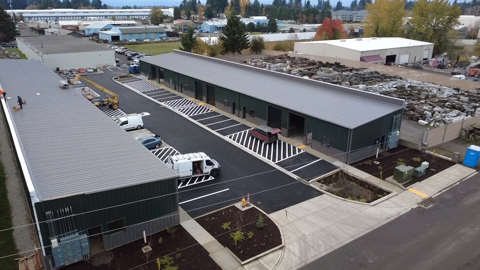 More Photos Of 7110 NE 43rd Ave, Vancouver Warehouse For Sale