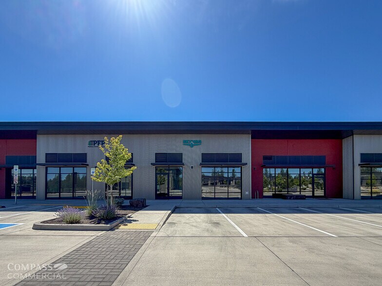 More Photos Of 2739 NW Potts Ct, Bend Office For Lease