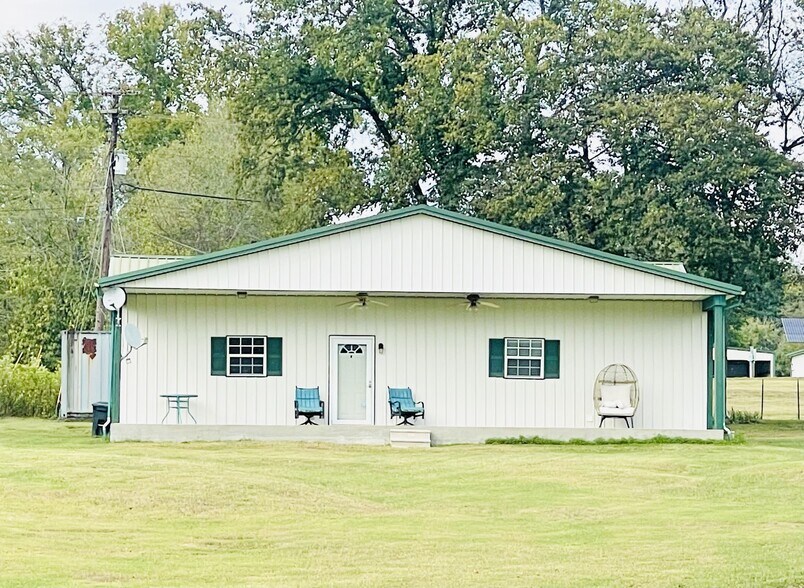 More Photos Of 1201 Old Hopewell Rd, Castalian Springs Showroom For Sale