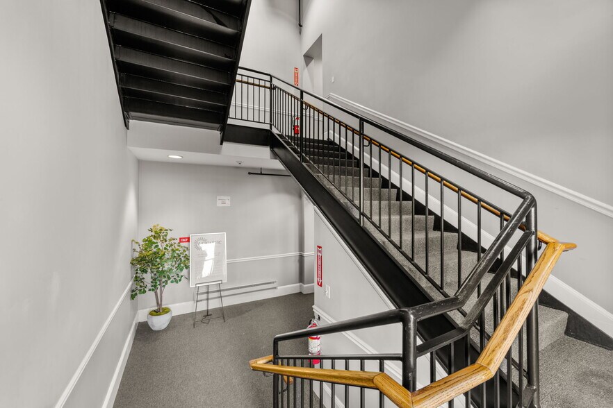 More Photos Of 24 Cambridge St, Charlestown Loft Creative Space For Lease