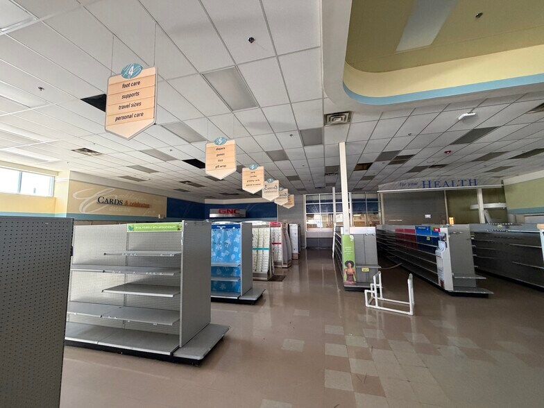 More Photos Of 1583 State Highway 99, Gridley Drugstore For Sale