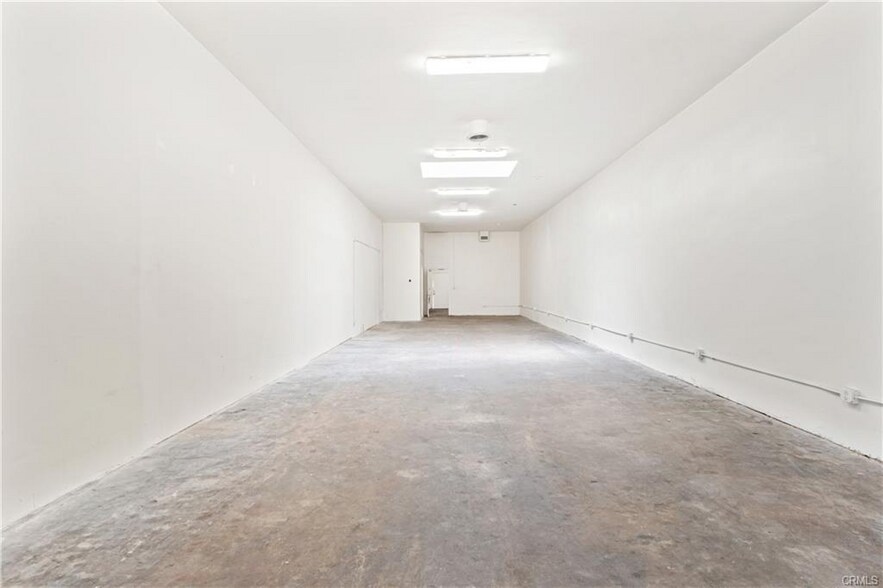 More Photos Of 6412 Whittier Blvd, East Los Angeles Storefront Retail Residential For Sale