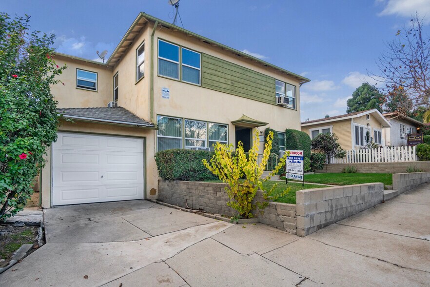 More Photos Of 4123 Ocean View Blvd, Montrose Apartments For Sale