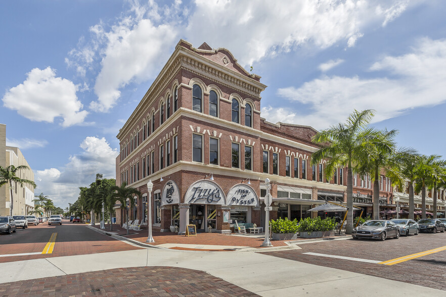 Primary Photo Of 1500 Jackson St, Fort Myers Office For Lease