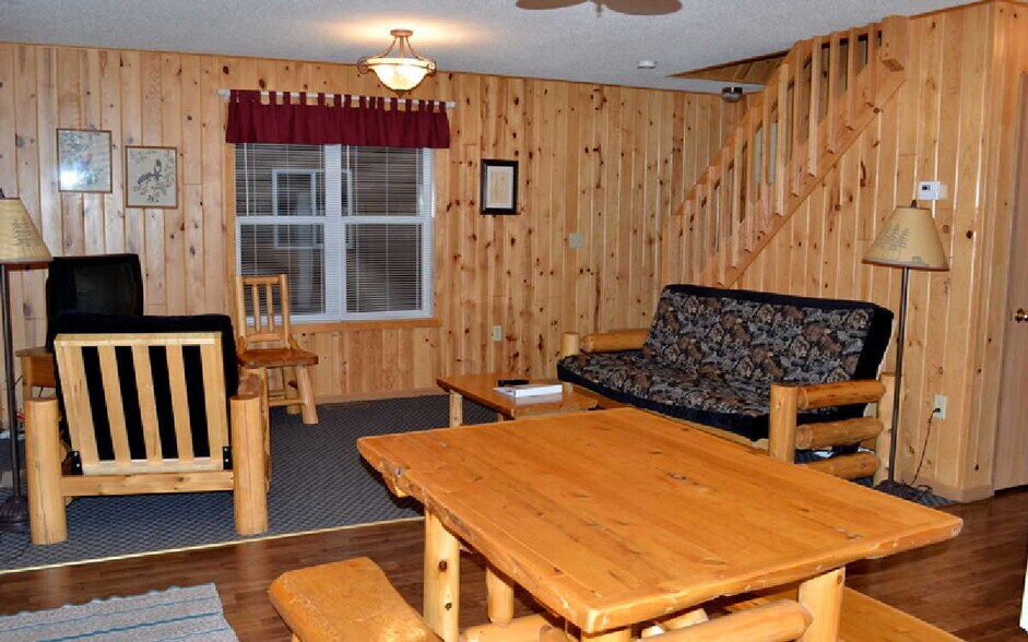 More Photos Of 952 River Dr NW, Bena Hotel For Sale