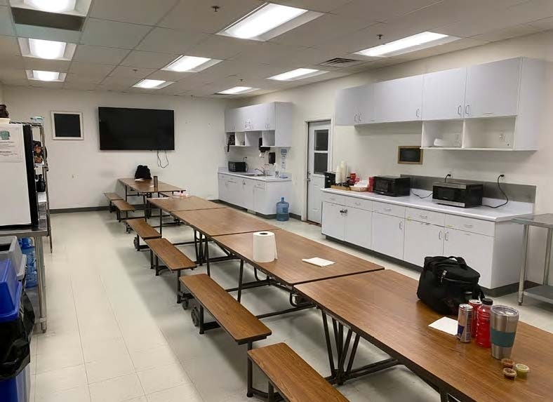 More Photos Of 2904 S Angus Ave, Fresno Distribution For Lease