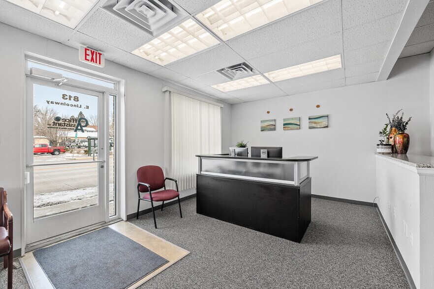 More Photos Of 813 E Lincolnway, Cheyenne Office For Sale