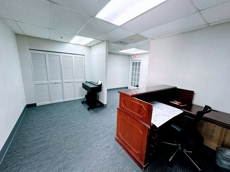 More Photos Of 1110 Brickell Ave, Miami Office Residential For Sale