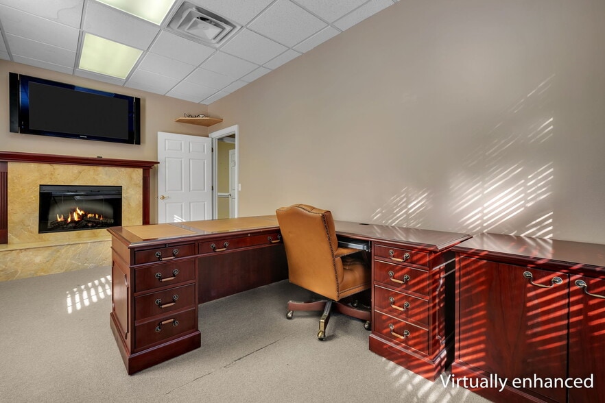 More Photos Of 2104 Delta Way, Tallahassee Office For Sale
