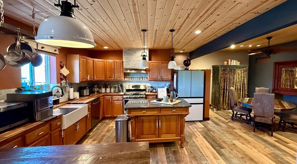 More Photos Of 28284 N US Highway 89, Flagstaff Specialty For Sale