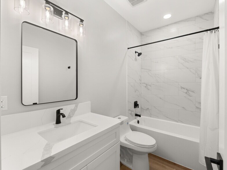 More Photos Of 438 Denby St, San Diego Multifamily For Sale