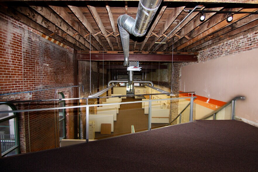 More Photos Of 1534 Main St, Columbia Medical For Lease