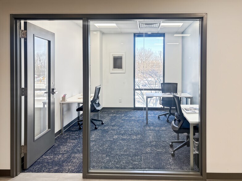 More Photos Of 3901 W 86th St, Indianapolis Coworking Space