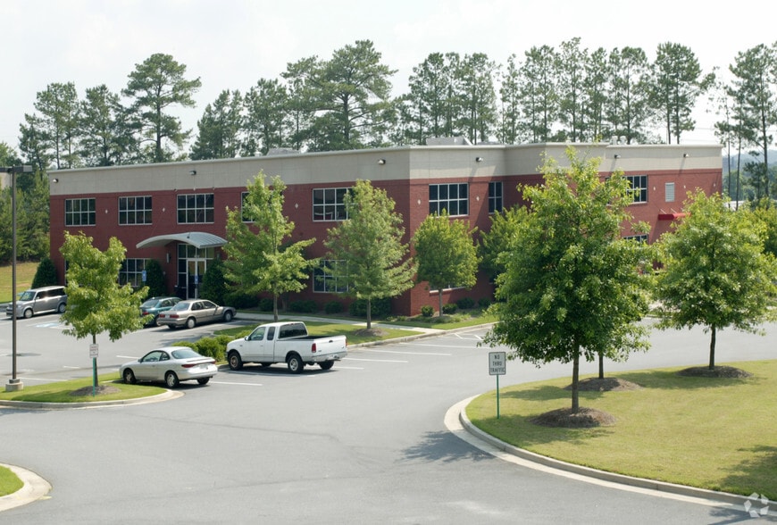 More Photos Of 2053 Franklin Way SE, Marietta Flex For Lease