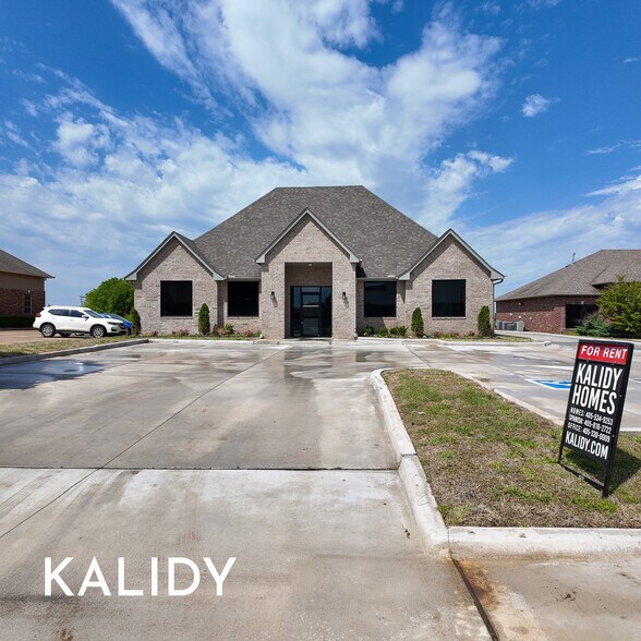 Primary Photo Of 16401 Sonoma Park Dr, Edmond Medical For Sale
