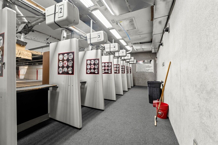 More Photos Of 6123 Ridge Rd, Port Richey Freestanding For Sale