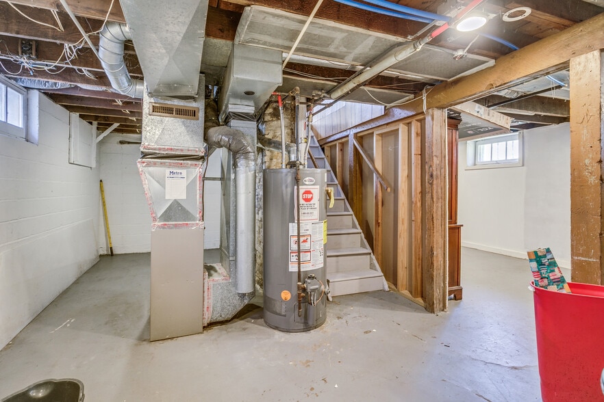 More Photos Of 1025 Southview Blvd, South Saint Paul Restaurant For Sale