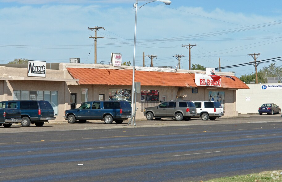 More Photos Of 4802-4816 Avenue Q, Lubbock Freestanding For Sale