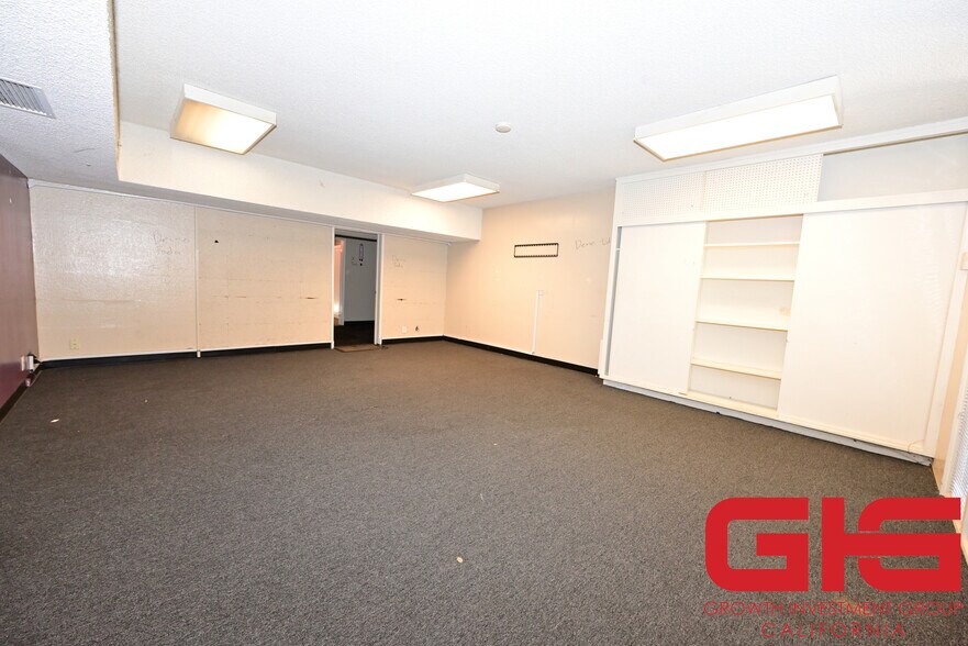 More Photos Of 1245 E Walnut St, Pasadena Loft Creative Space For Sale