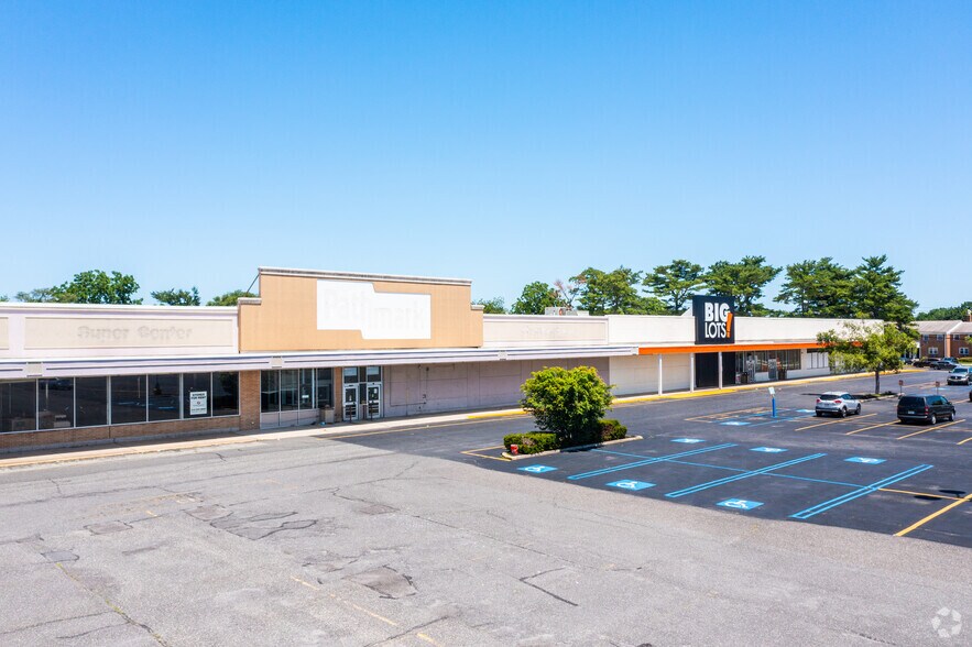 More Photos Of 2110-4355 Route 130, Beverly Storefront For Lease