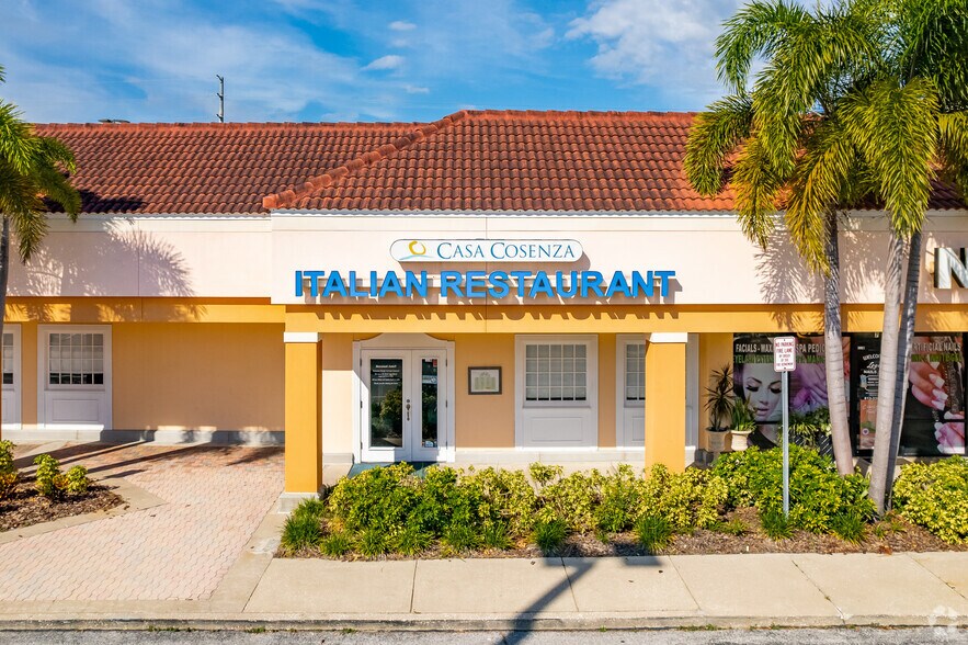 More Photos Of 3705 Tampa Rd, Oldsmar Unknown For Lease