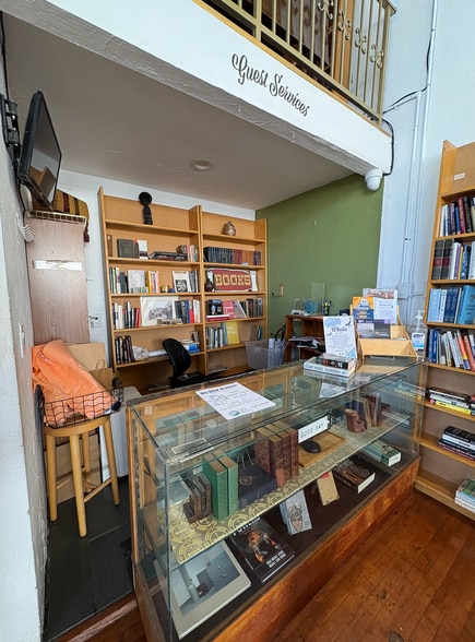 More Photos Of 403-411 W 6th St, San Pedro Storefront Retail Office For Lease