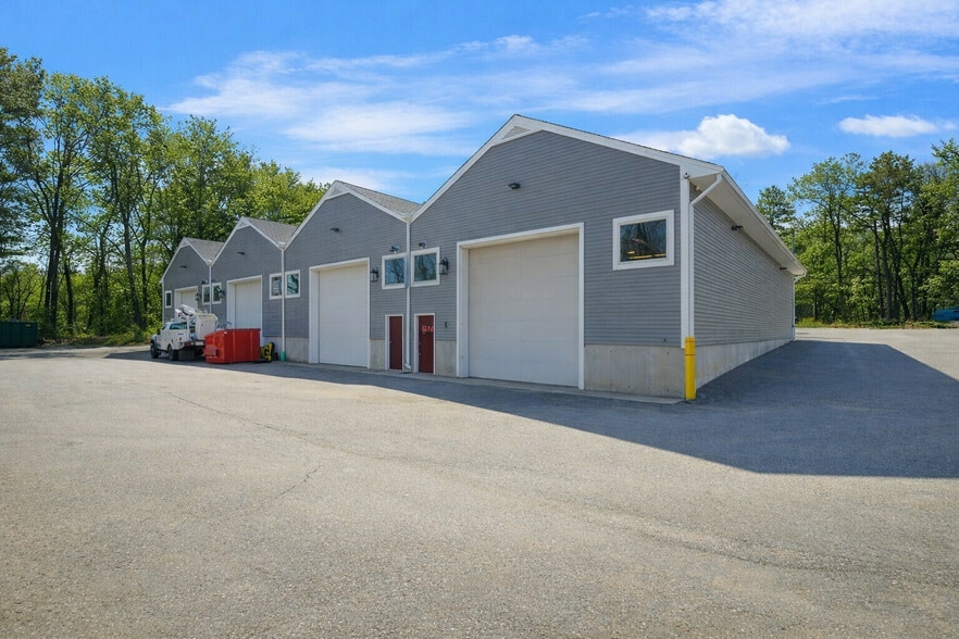 Primary Photo Of 593 Massachusetts Ave, Boxborough Warehouse For Sale