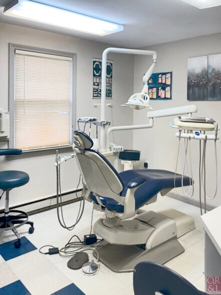 More Photos Of 107 Main St, Hebron Medical For Lease