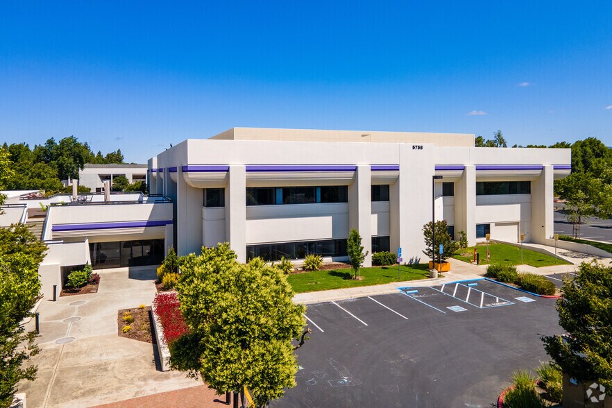 Primary Photo Of 5758 W Las Positas Blvd, Pleasanton Office For Lease